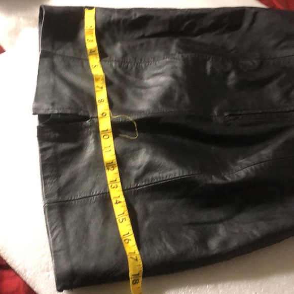 B B Dakota 100% Leather Skirt -Sz 7/ 8 - Picture 10 of 16